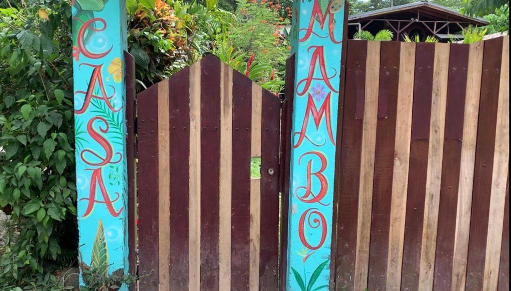 Bed and Breakfast Casa Mambo Cahuita Exterior foto